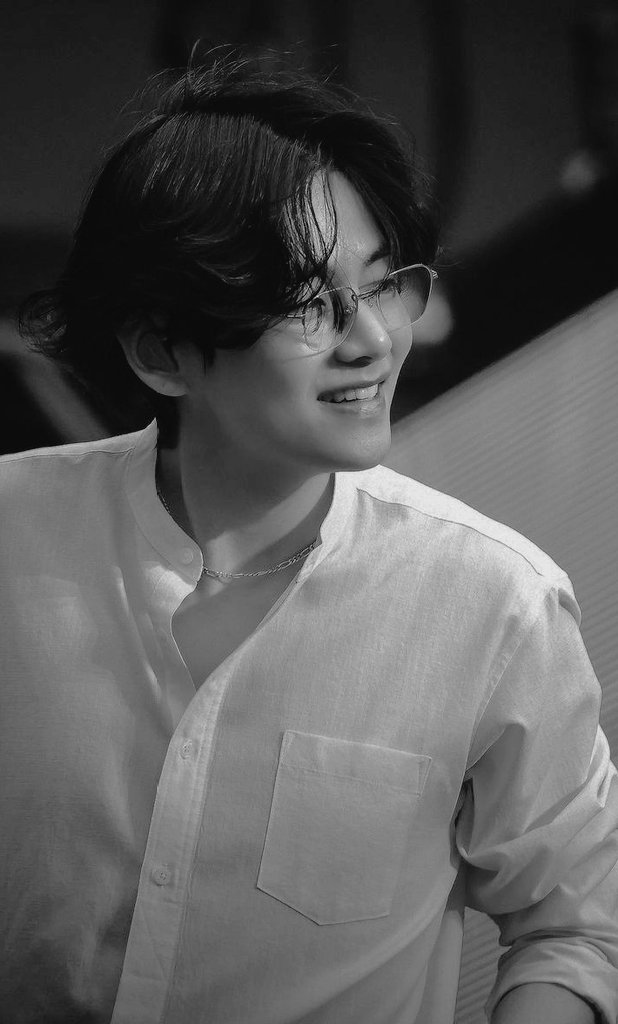 mochiscoco's tweet photo. Habits; A #taekookau [a/b/o]

"I want a divorce.", Taehyung's face is devoid of any emotions.

"What-", Jungkook lets out a chuckle, "Love, I know you are-"

"No, you don't.", the omega cuts him off, "You don't know anything. So don't even try." https://t.co/6F7sBXj7oL