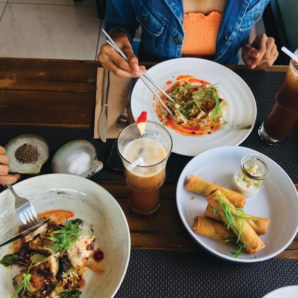 mykaifiji's tweet photo. Is it too early to start planning our Weekend Brunch? #brunchvibes @ KANU
See all the specials on https://t.co/thlEo1hXJl
https://t.co/H2sBvqPH5U
#breakfast #brunching #brunchtime #fiji #kanuexperience #kanufiji #nadi #onlyatkanu #sundaybrunch #suva #weekendmood #weekendvibes https://t.co/wGEr1K1Pan