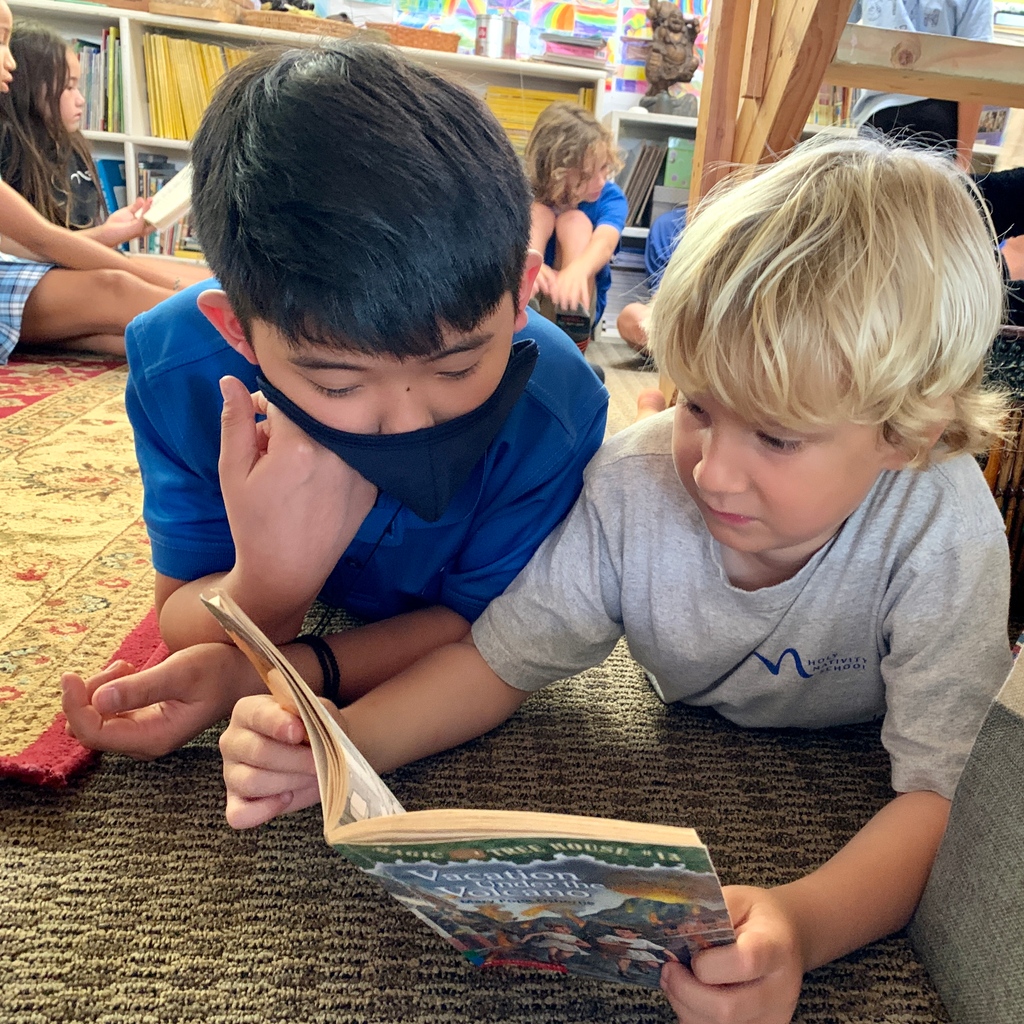 💙📖We can't get enough of Book Buddies!  It's one of the best traditions at HNS. Having our older students serve as mentors to the younger students creates deep relationships and lifelong memories.  

#BookBuddies #StudentMentors #StudentLeaders #HNS #HolyNativitySchool