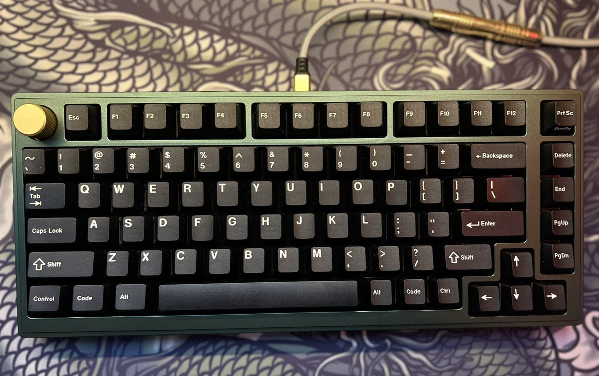 My LW-75 from <a href="/LanewareP/">Laneware Peripherals</a> and GMK WOB from <a href="/drop/">DROP</a>