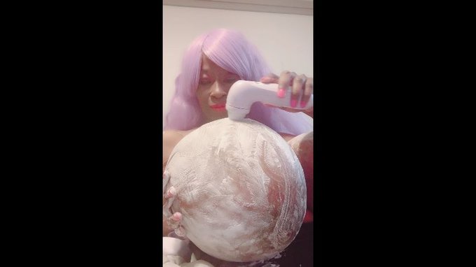 Just made another sale! Having fun with creamy boobs https://t.co/lgUjvhDmoy #MVSales https://t.co/O<a href="/tag/mvsales"class="tags"><span>#mvsales</span></a>