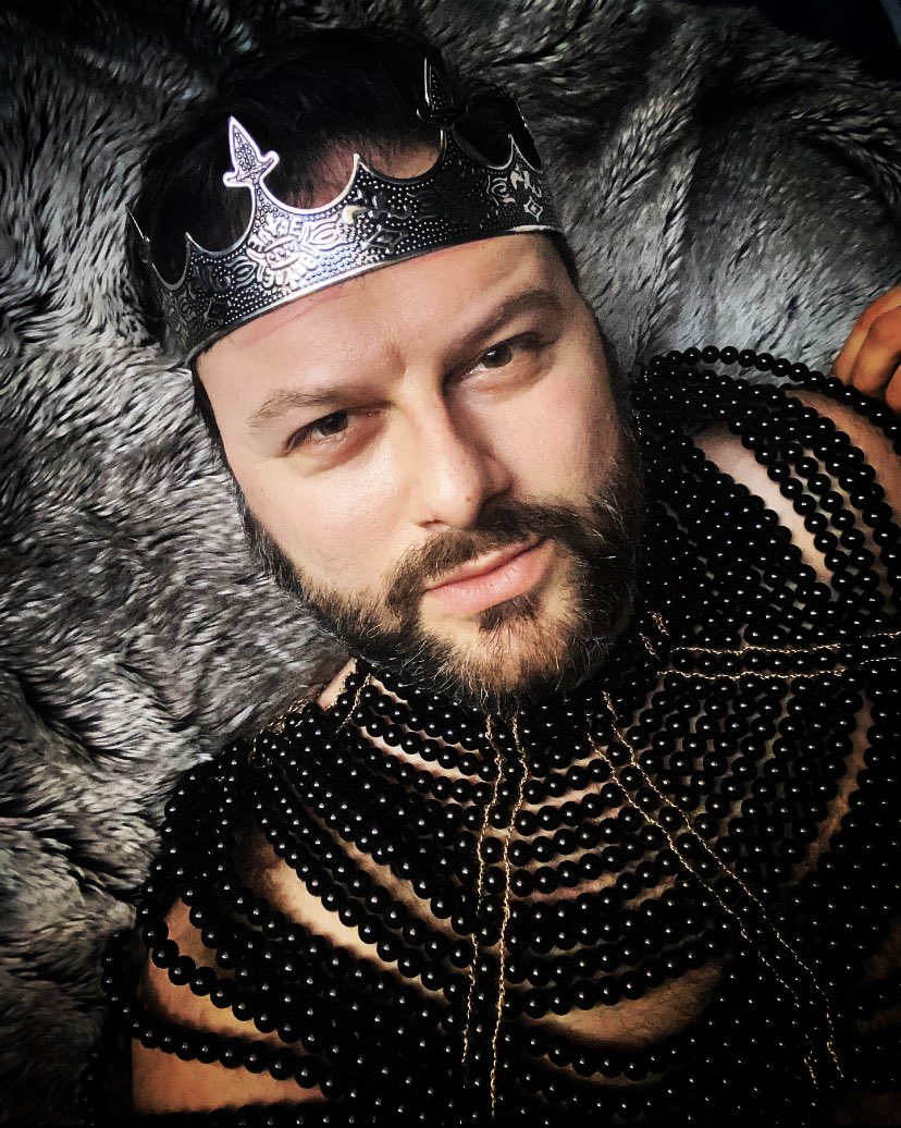 EdwardMTheFirst's tweet photo. Dont @ me! 👑 https://t.co/BrLb51djjU
