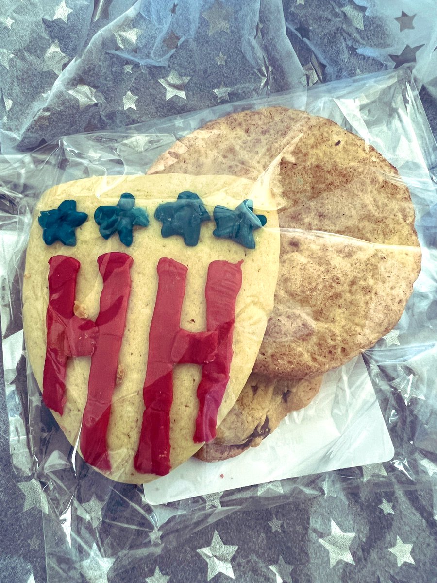 It’s always such an honor to speak to the amazing folks at <a href="/HireHeroesUSA/">Hire Heroes USA</a>. As the daughter of a veteran, I truly appreciate everything they do to support military families. Thank you to @edmentum for allowing me the opportunity to give back. #VTO