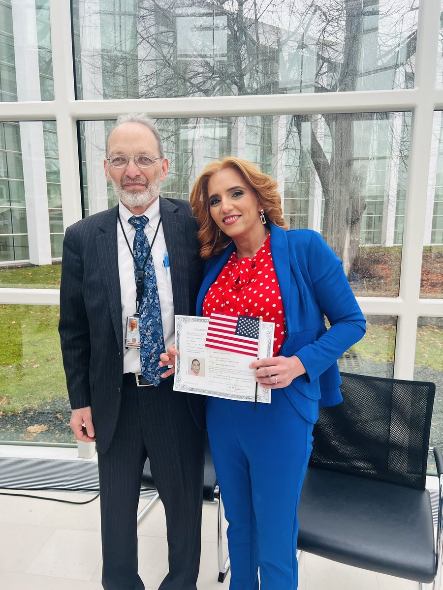 OlgaGerman04's tweet photo. I am sheltered under the protection of God and this great nation that has welcomed me and has been my home and that of my children for the last 11 years, thank God I am a Citizen of the United States of America.@USCIS @USCIS_es https://t.co/RZ6NgIBWD3