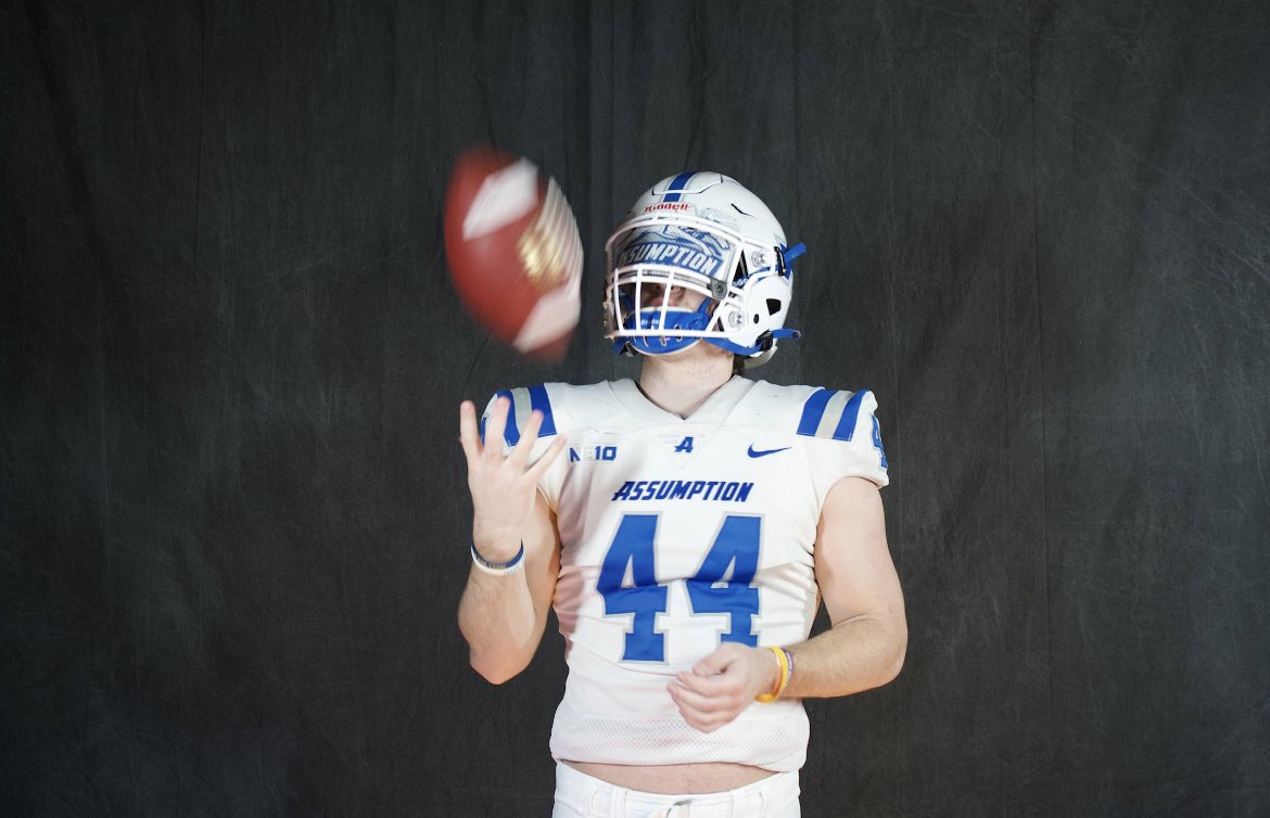 Had a great visit <a href="/AssumptionFB/">Assumption University Football</a> over the weekend. Thank you @CoachPinaJr <a href="/CoachWoody2/">Woody Blevins</a> <a href="/Coach_Kessel20/">Nik Kessel</a> Had a great time.