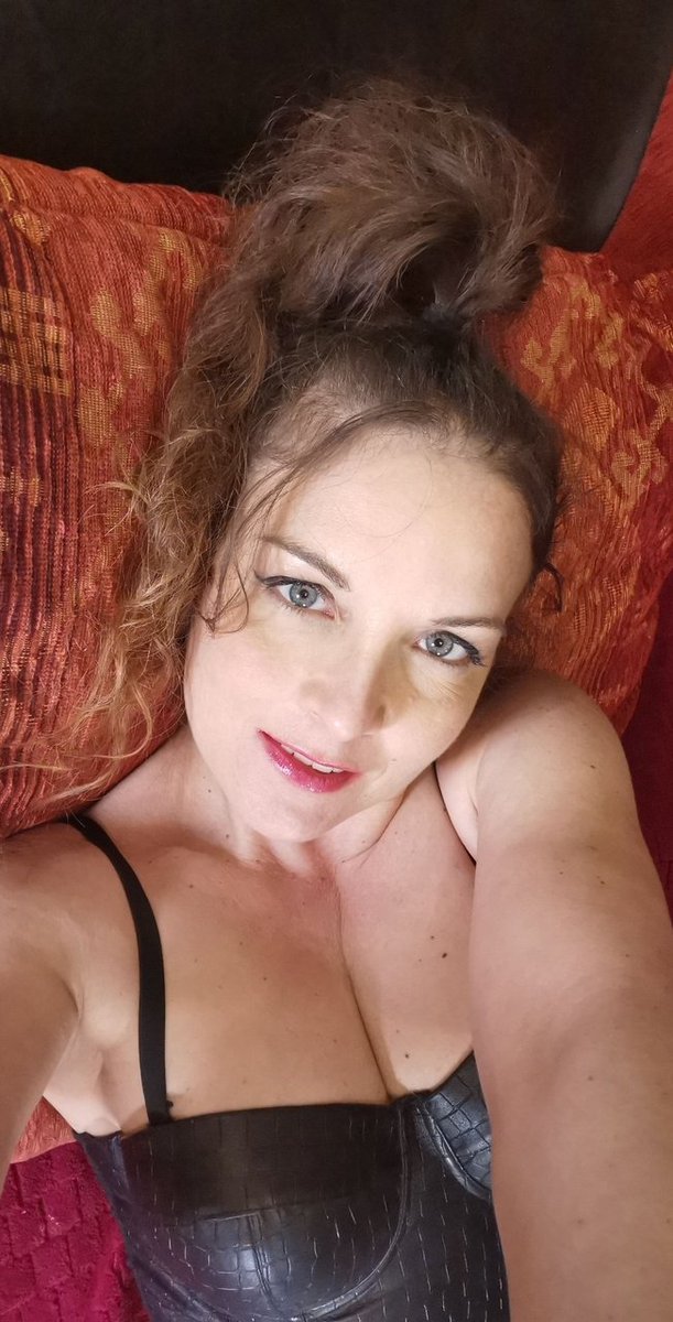 Solange Levebre (@levebrelevebre) on Twitter photo 