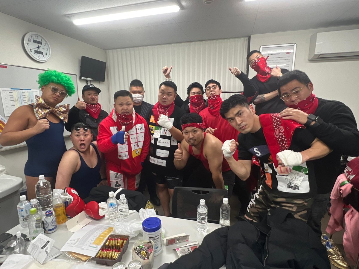 Glareyt6's tweet photo. みんなで久しぶり集まれて楽しかったなぁ https://t.co/IKq3jr5viS