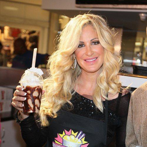 dorindadeadly's tweet photo. Kim Zolciak has sold her entire music catalog for $177.58. https://t.co/TG5EKMZAo1