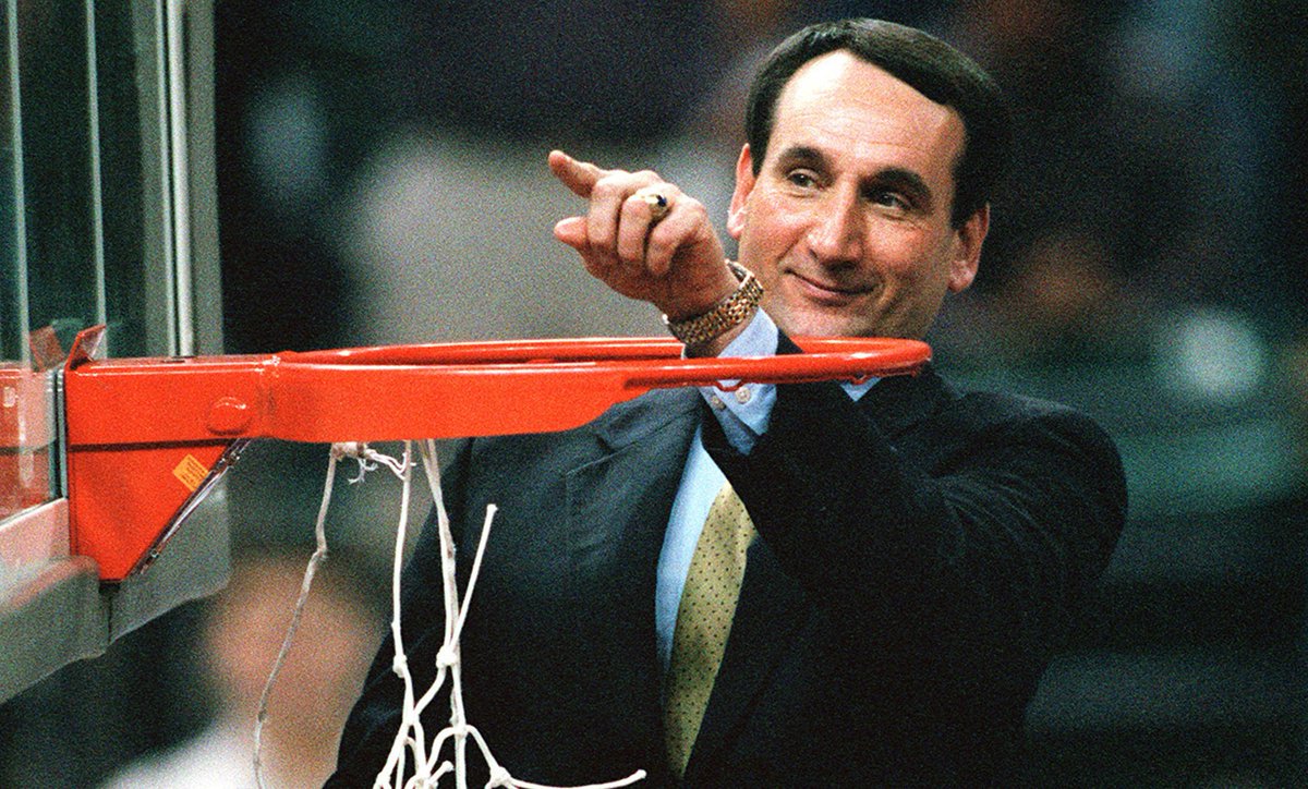 DukeMBB's tweet photo. HBD S/O to The Goat!! 🎂🎂🎂🎂🎂👿 https://t.co/uXPHaUIXZW