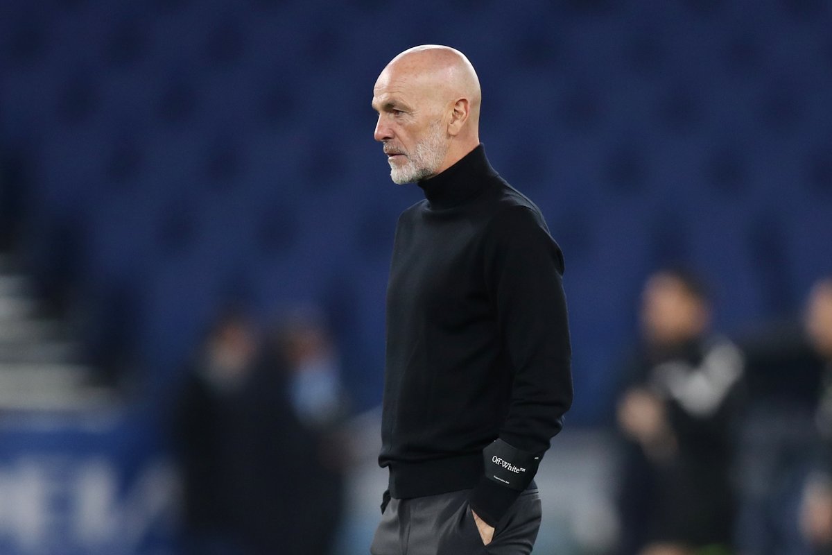 RossoneriBlog's tweet photo. Milan in the last 5 games: DLDLL. 12 goals conceded, 4 scored.

An absolute and clear crisis.

The team is broken and needs saving, immediately. https://t.co/7DdfqtIkVb
