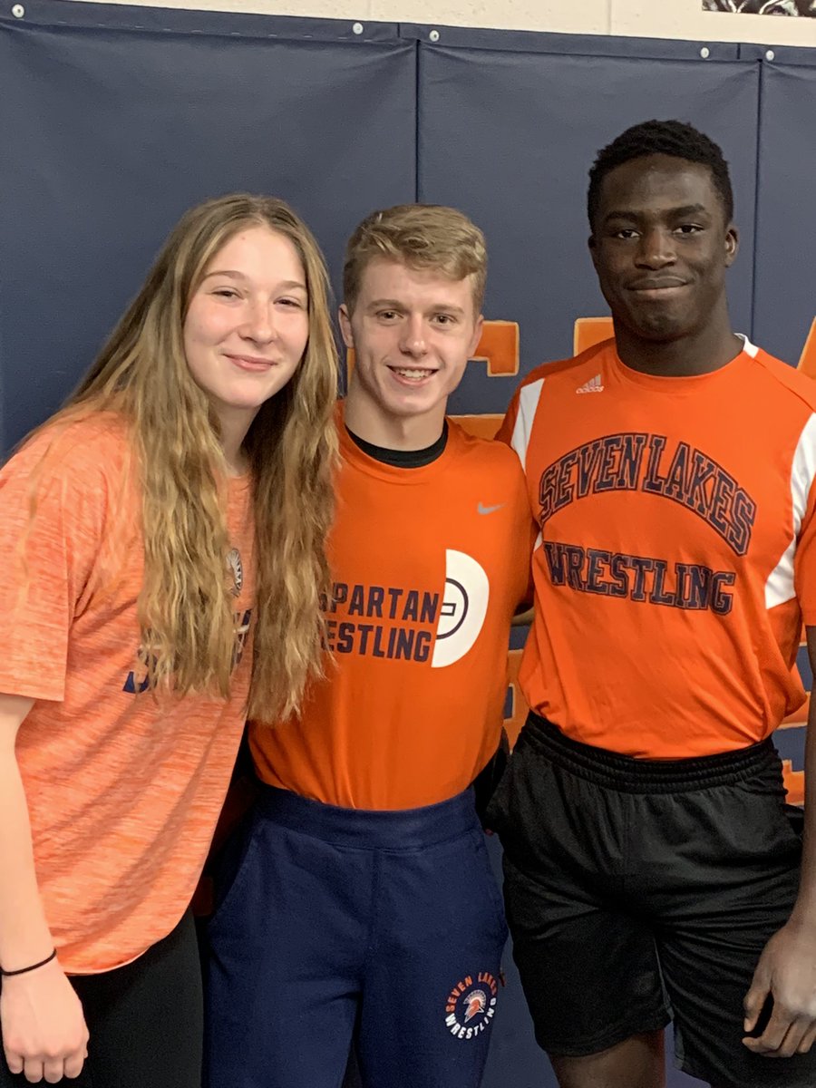 Congratulations to our wrestlers of the week for 1/23!  Kamryn, Aidan, and Paul pit their n a great week with 9 duals!