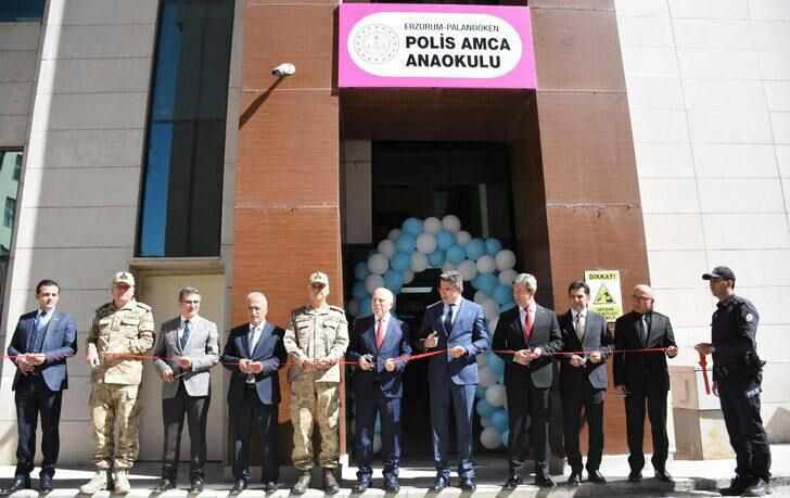 __preschool_'s tweet photo. Okullar hazır, öğretmenler hazır, öğrenciler hazır... 

@tcmeb 
@RTErdogan #Anaokulumöğretmensiz https://t.co/14LPXpWowQ