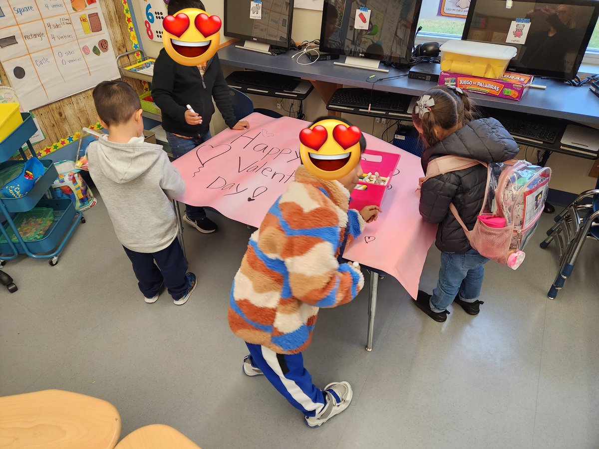 SarahKelty3's tweet photo. We're trying something new during dismissal to keep the kids occupied. We're making Valentine's that will be given to local organizations to share some love and smiles.💖 Stay tuned for the reveal! Thanks @SPerezCe for partnering with me on this project! #CEroars #ActiveCitizens https://t.co/nlFn19hiki