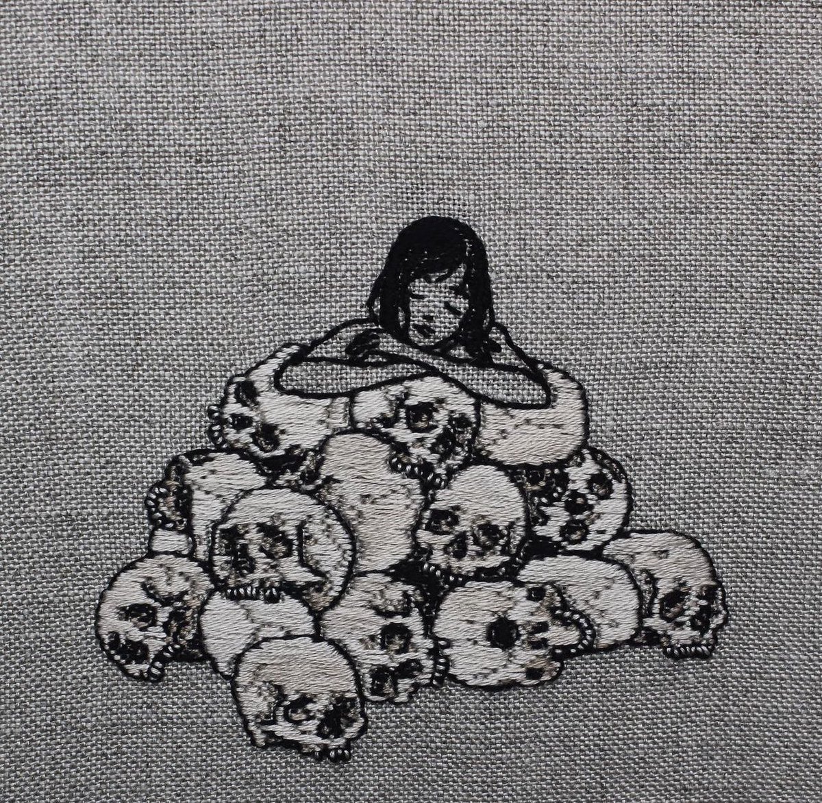 Letícia tweet media