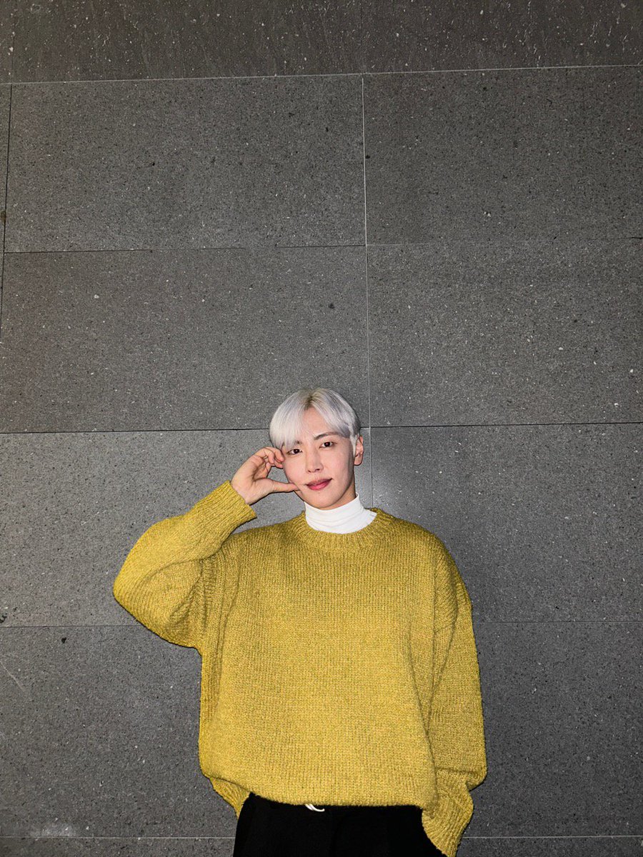 notsf9cloud's tweet photo. 💌🐣 230125 02:55 PM KST https://t.co/QPdaRhWCmV