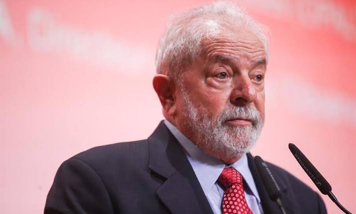 infortunioeduca's tweet photo. Mais uma medida do lula contra os pobres.

Lula anuncia que a partir do dia 21 de Março, irá acabar com o "saque-aniversário" do FGTS.
Lembrando: o FGTS é um dinheiro INDIVIDUAL DO TRABALHADOR, do imposto descontado mês após mês do seu holerite. https://t.co/pkch6IMXhp