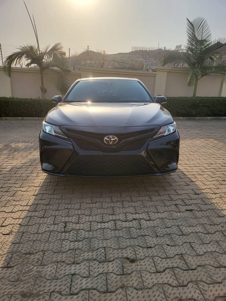 Avant_gardeauto's tweet photo. Toyota Camry SE.
Location: Abuja 
Year: 2019
Price: 10m
☎️: 07013000001

#AbujaTwitterCommunity #Avantgardeautos #Camry #Toyota #Auto #cars #Nigeria #business #Men #woman #Abuja #Lagos  #Deals https://t.co/MxyLrnXmGo