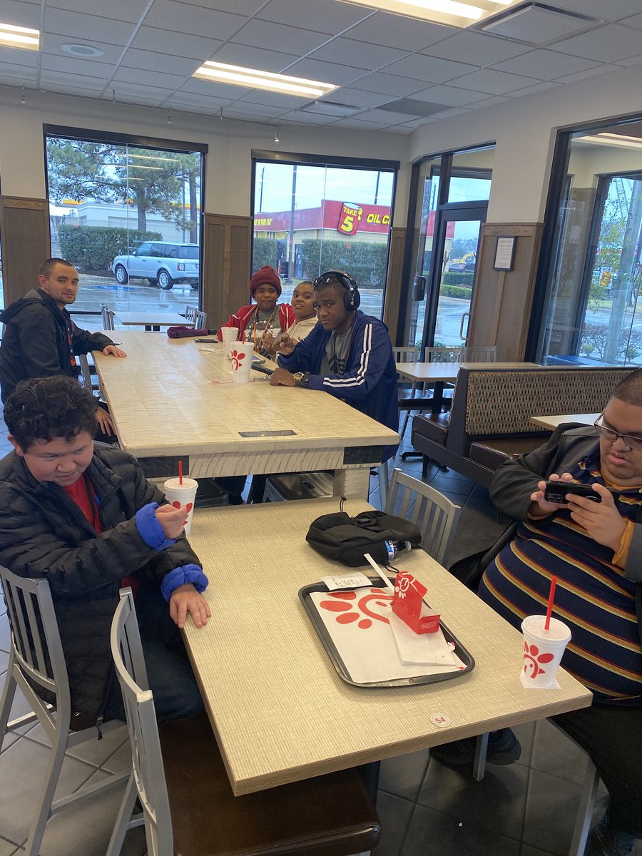 Shari Newman tweet media