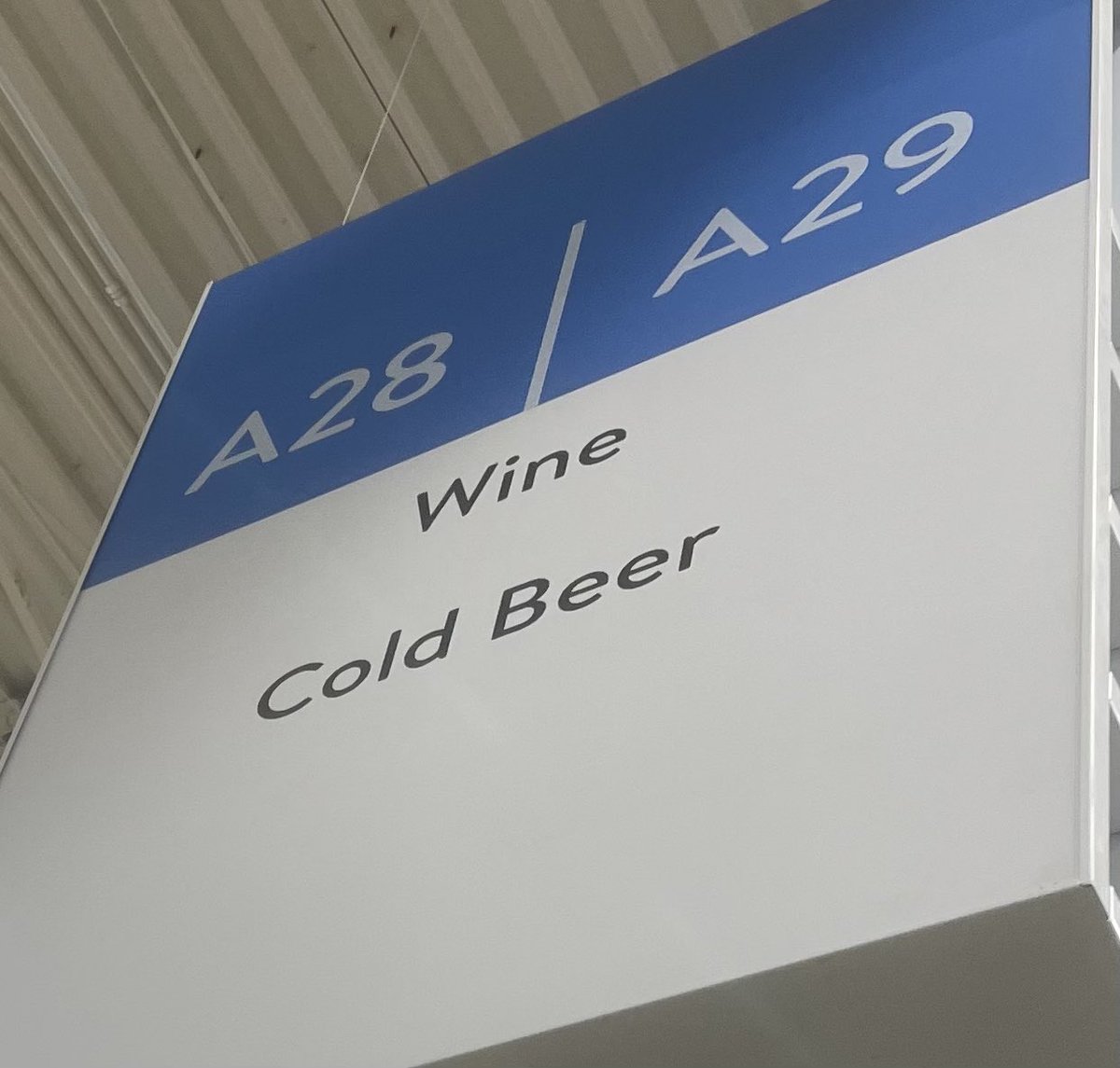 kathy_tolbert2's tweet image. Coach Pittman must shop here. ❤️🐗#coldbeer #wps