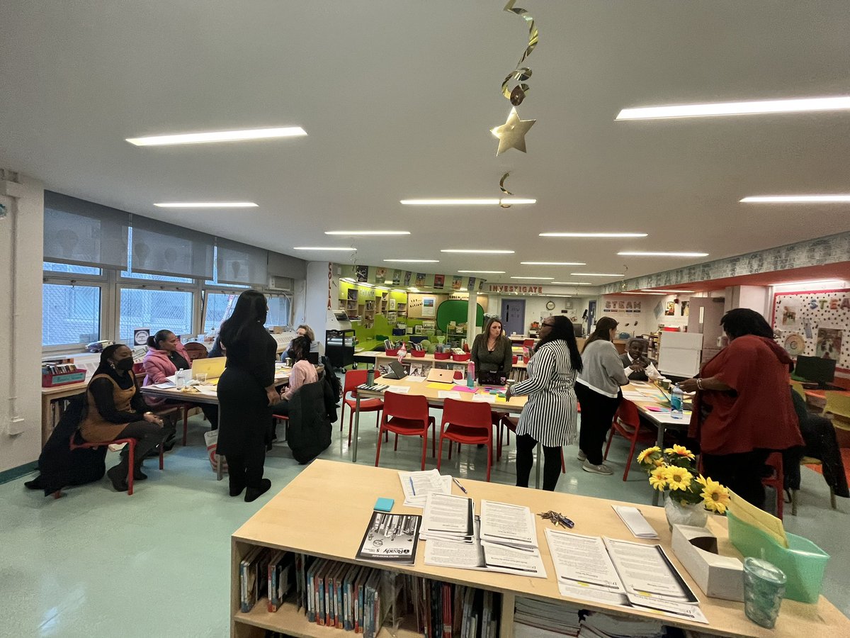 Shoutout to <a href="/PS153TheHelenK1/">P.S.153 The Helen Keller School</a> P.S. 87, and P.S. 239 (Queens) for participating in a fishbowl exercise. As members of our IL vertical team showcased our school-wide agreements and look-fors. @LoriArmond <a href="/kwashaka4/">Kiana Washington</a> <a href="/cristinevaughan/">Cris Vaughan</a> <a href="/District11BX/">NYC District 11Community School District</a>