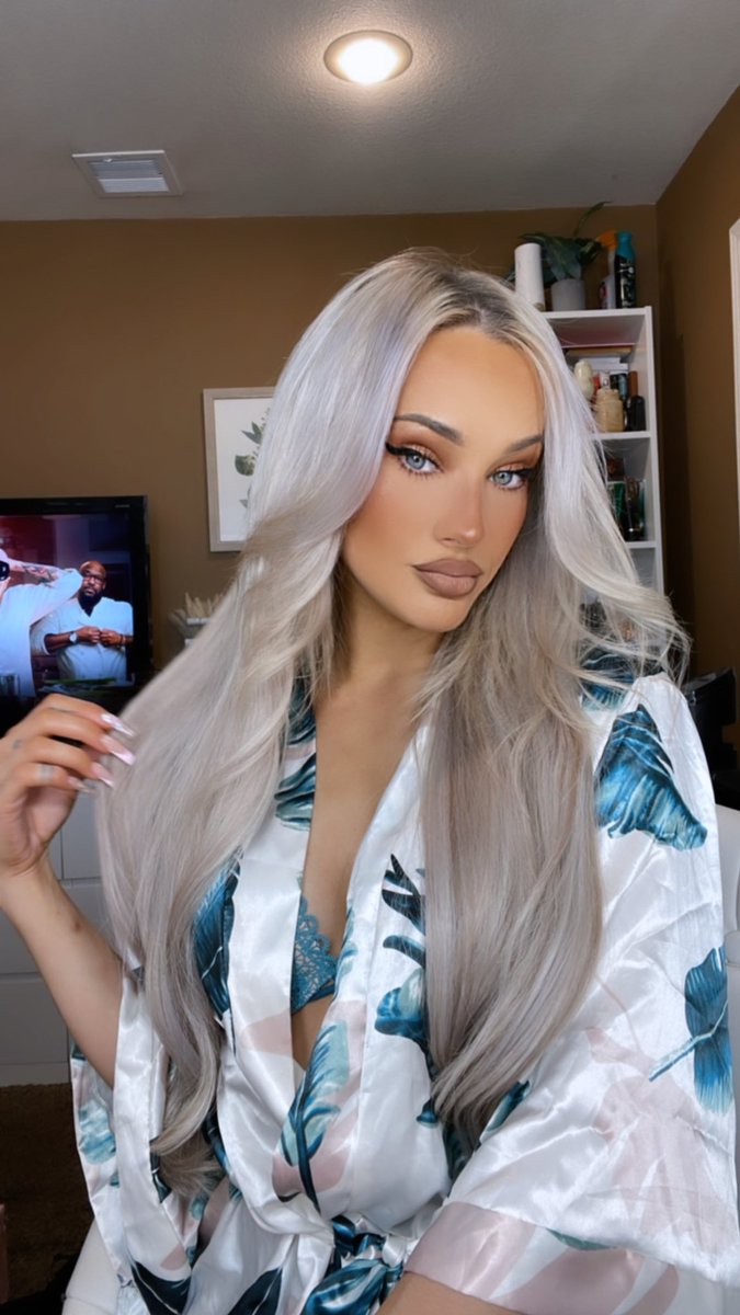 keℓℓi beℓℓi♛ on Twitter: "💗💗"