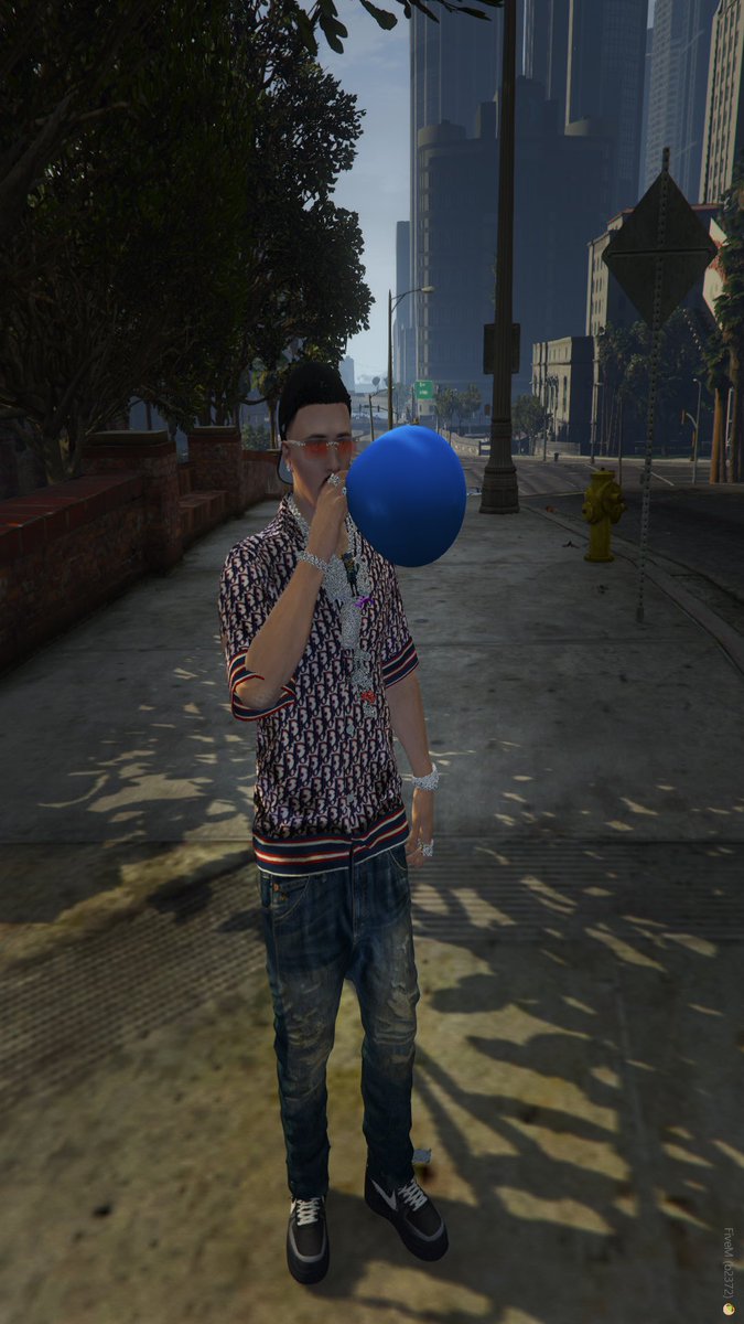 BandoGaming88's tweet photo. Go watch my GTA Rp videos SUBSCRIBE 🍊🧡 https://t.co/ldkNuiX0pM 

#fyp #gtarp #GrandTheftAutoV #FiveM #pc #roleplay #getbackgang #83hoover #hoovercriminals #southcentral #LosAngeles #community #gaming #lilbaby #treyway3k #teegrizzley #TheLastOfUs #LUCAS #bondee #WeLoveBuildก https://t.co/CZ0gypMfYs