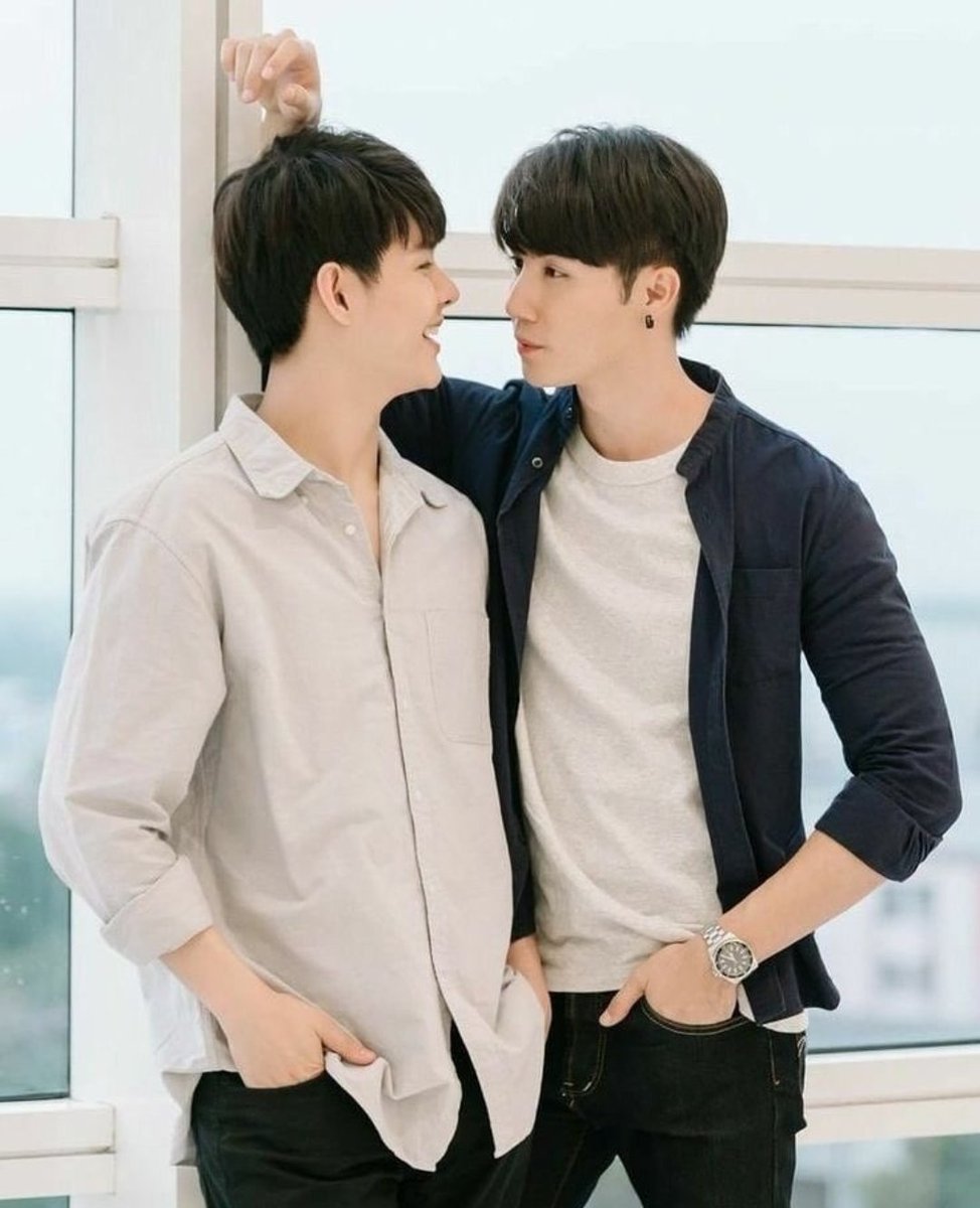 firelight9abri8's tweet photo. La serie y ship que hizo que volviera a gustarme el BL después de años
♥️💙💜
🐰🐨🌵
#HappyWhyruDay #FighterTutor #zaintsee #WhyRUtheseries #Cactuzs #Saint_sup #ZeePruk https://t.co/u1BpdyE0vM