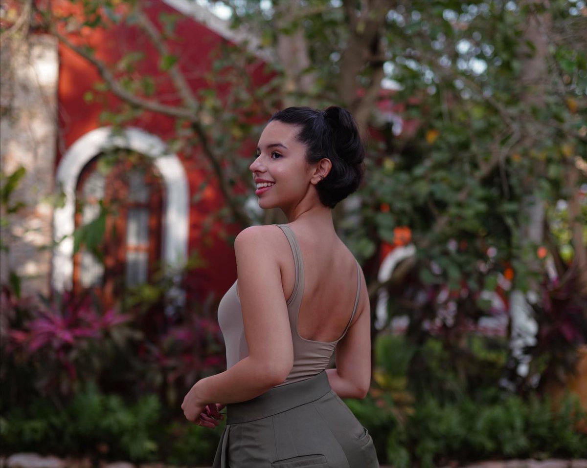 Ángela Aguilar 🇲🇽 on Twitter "🌳"