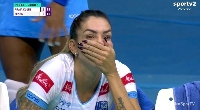 gabs23906's tweet photo. Minas tá botando o Bauru pra descer #VoleiNoSporTV https://t.co/McLELKXgJc