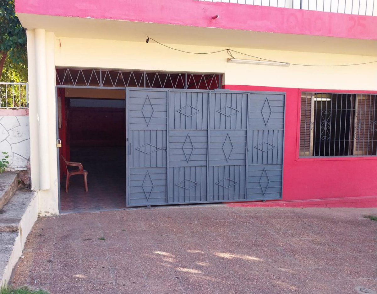 manularapy's tweet image. 🏛️🚩 ¡Las puertas de la casa están abiertas!

Te recordamos que la secretaría de la Seccional 25 está habilitada de lunes a viernes, de 16 a 19 horas.

¡Todos son bienvenidos! 🚩

#ManuLaraPresidente
#LaNuevaGeneración