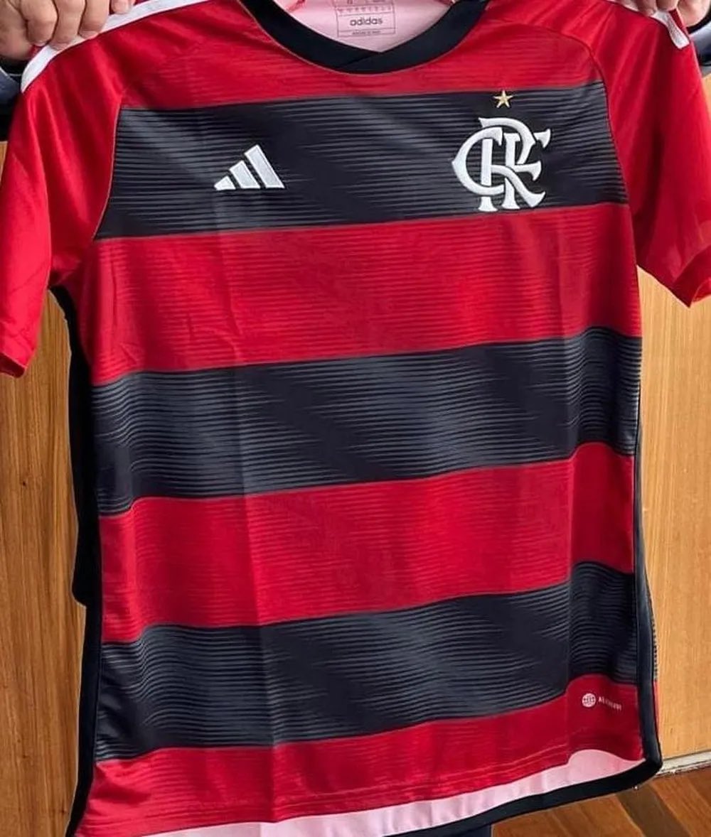 🚨🚨 MUDANÇA DE PLANOS!!! 🚨🚨

A CBF autorizou e o Flamengo vai estrear o novo uniforme na decisão da Supercopa, no próximo sábado, contra o Palmeiras. (+)