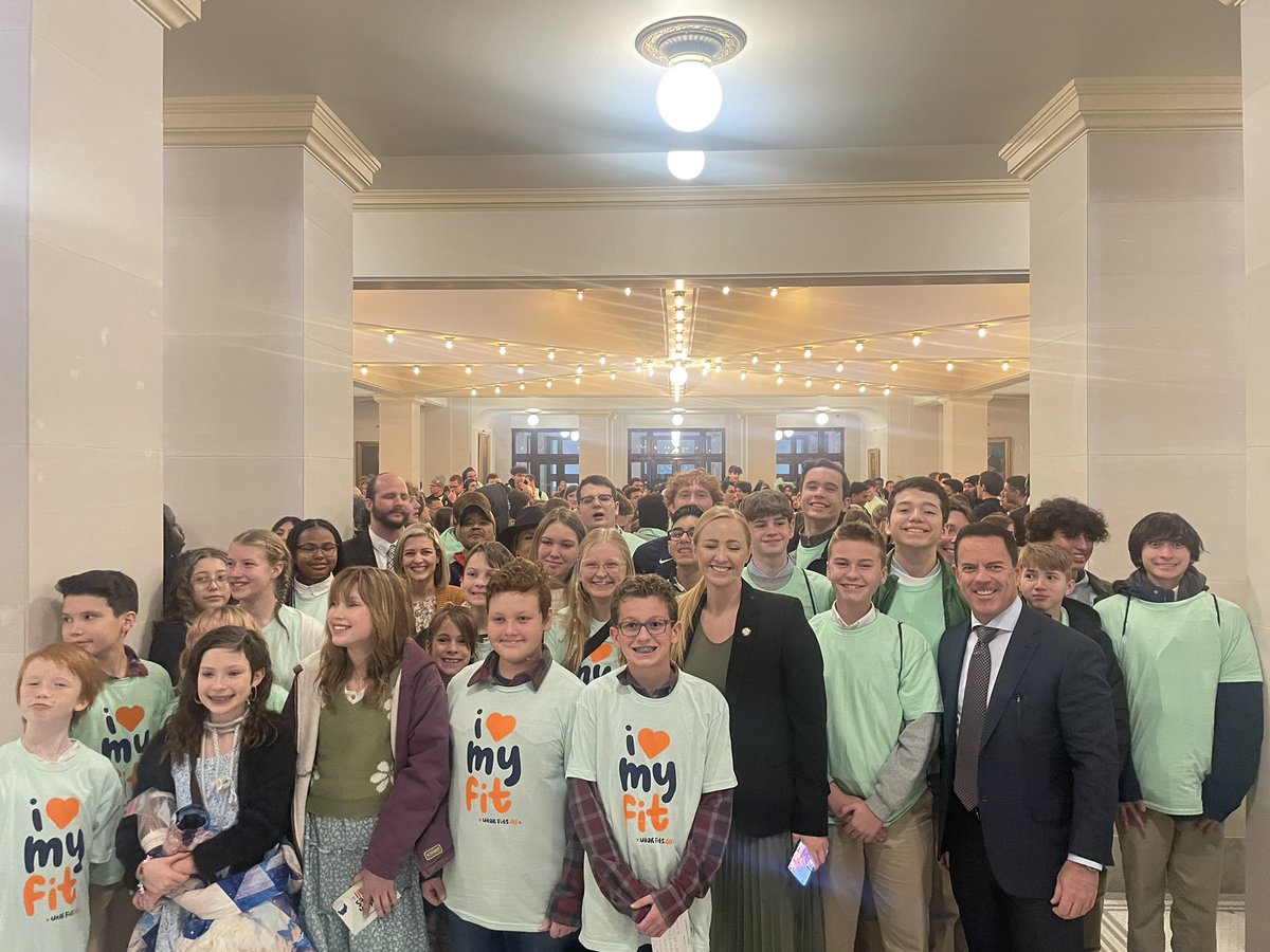 CandicePierucci's tweet photo. It was a great day to meet with so many students and families up at the Hill who support HB 215!
#SchoolChoiceWeek https://t.co/UedP3qWTSz