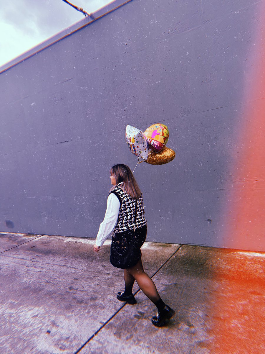 mardeeezy's tweet photo. Want to post these but my birthday is soooo last week, so here are some fun pics we just found hehe 🎈 https://t.co/sAdW7wCrPB