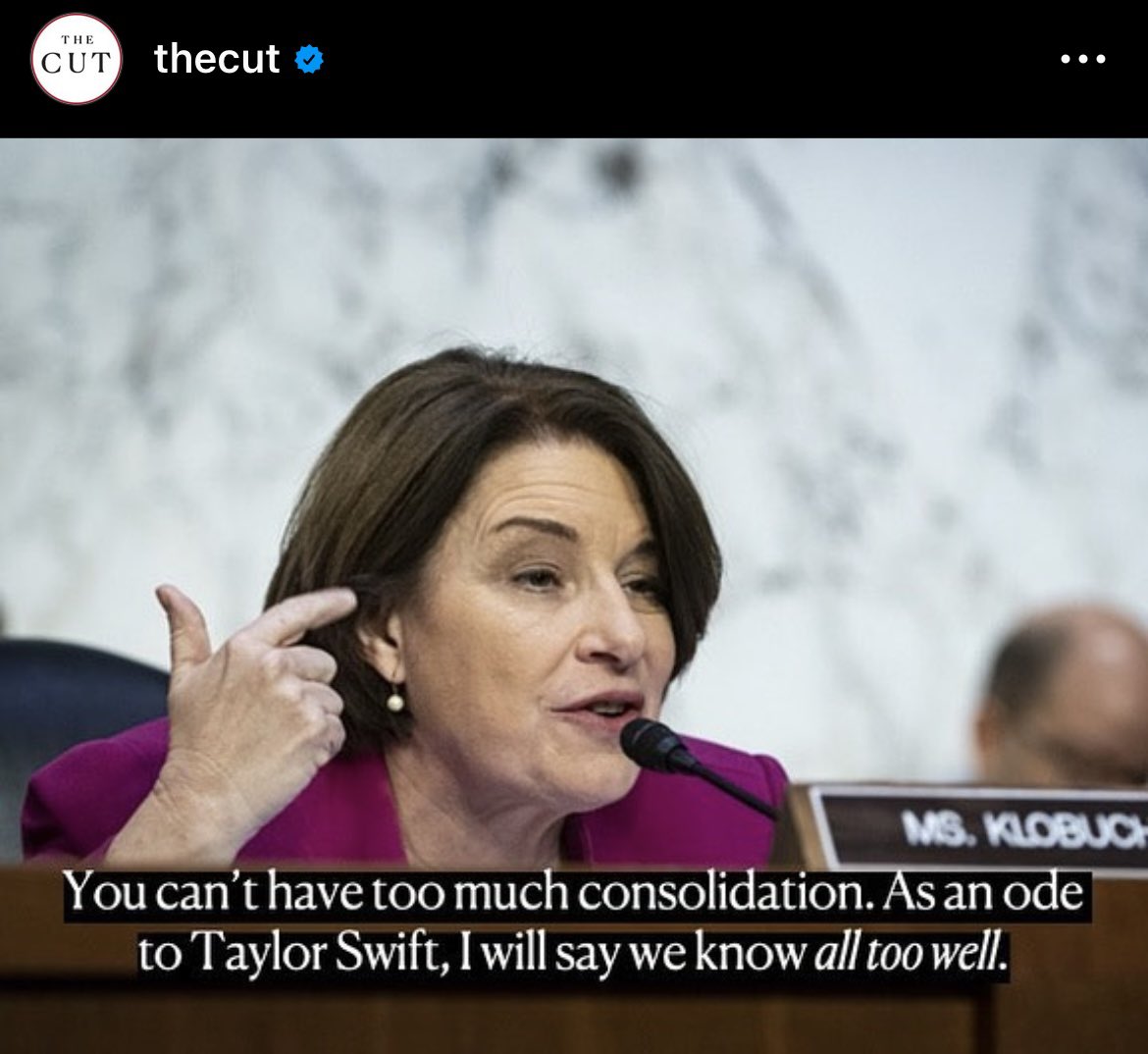 MsCodyGodwin's tweet photo. Senators to tech bosses: “What is internet?” 
Senators to Ticketmaster: https://t.co/Pt1Ohjklrf