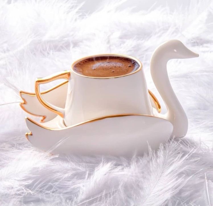 SoftnessDaily's tweet photo. swan cups 🎀 https://t.co/u22TTrQ0OJ