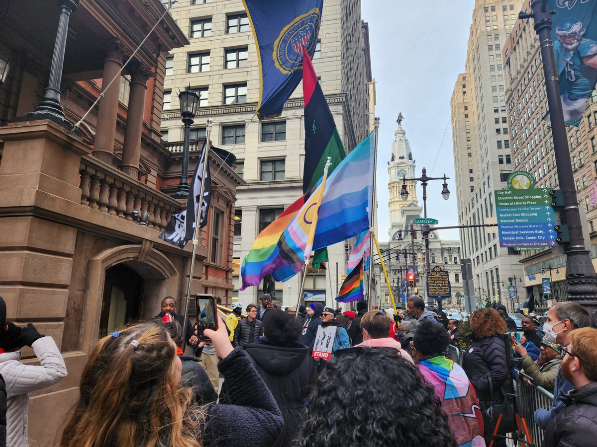Teacherishx's tweet photo. Shame on @TheUnionLeague. Observing of all the smug fascist sympathizers walking into the building to see @RonDeSantisFL get an award made me realize these folks don't care about people or folks anger, but they are scared of our ideas. We need to continue teaching the truth! https://t.co/OGwGeH2FQK