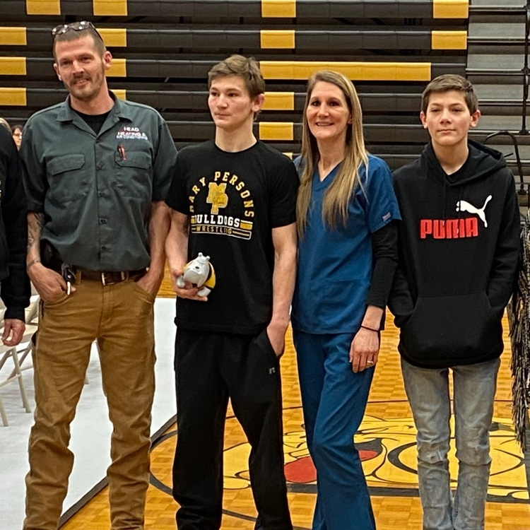 MaryPersonsHigh's tweet photo. MP Celebrating and honoring our SENIOR MAT DAWGS and their parents tonight! Thanks for your dedication and for being leaders for the program! #Mannella #Ivey #Whitfield #beproud #chaMP https://t.co/yD2vGAYQ2T