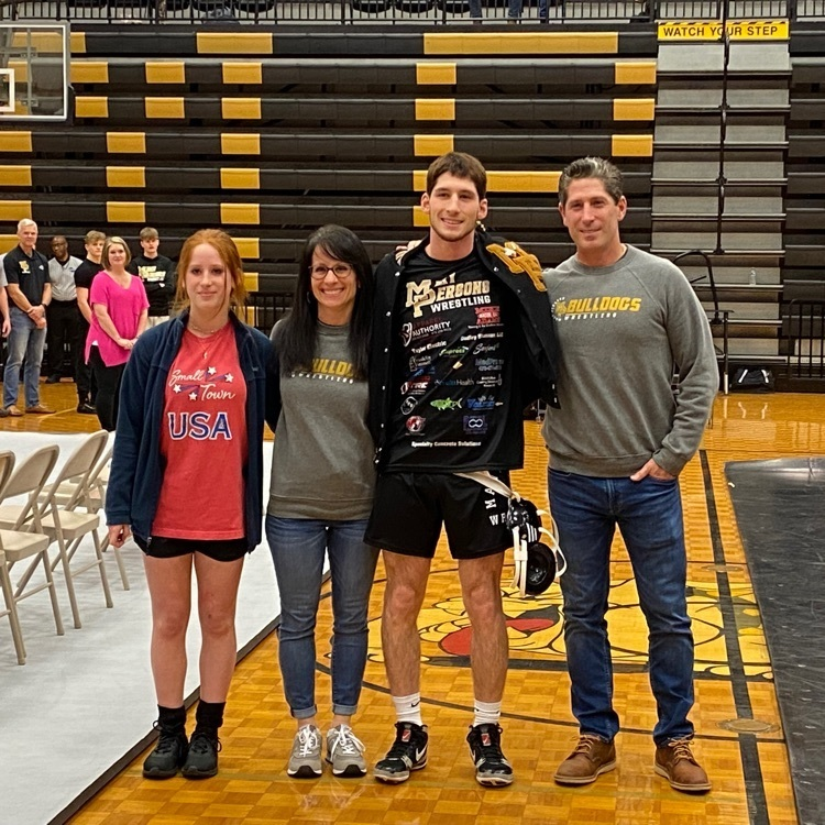 MaryPersonsHigh's tweet photo. MP Celebrating and honoring our SENIOR MAT DAWGS and their parents tonight! Thanks for your dedication and for being leaders for the program! #Mannella #Ivey #Whitfield #beproud #chaMP https://t.co/yD2vGAYQ2T
