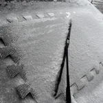 ダイソーで売ってます。マイナス6℃で大成功!フロントガラスの凍結対策。