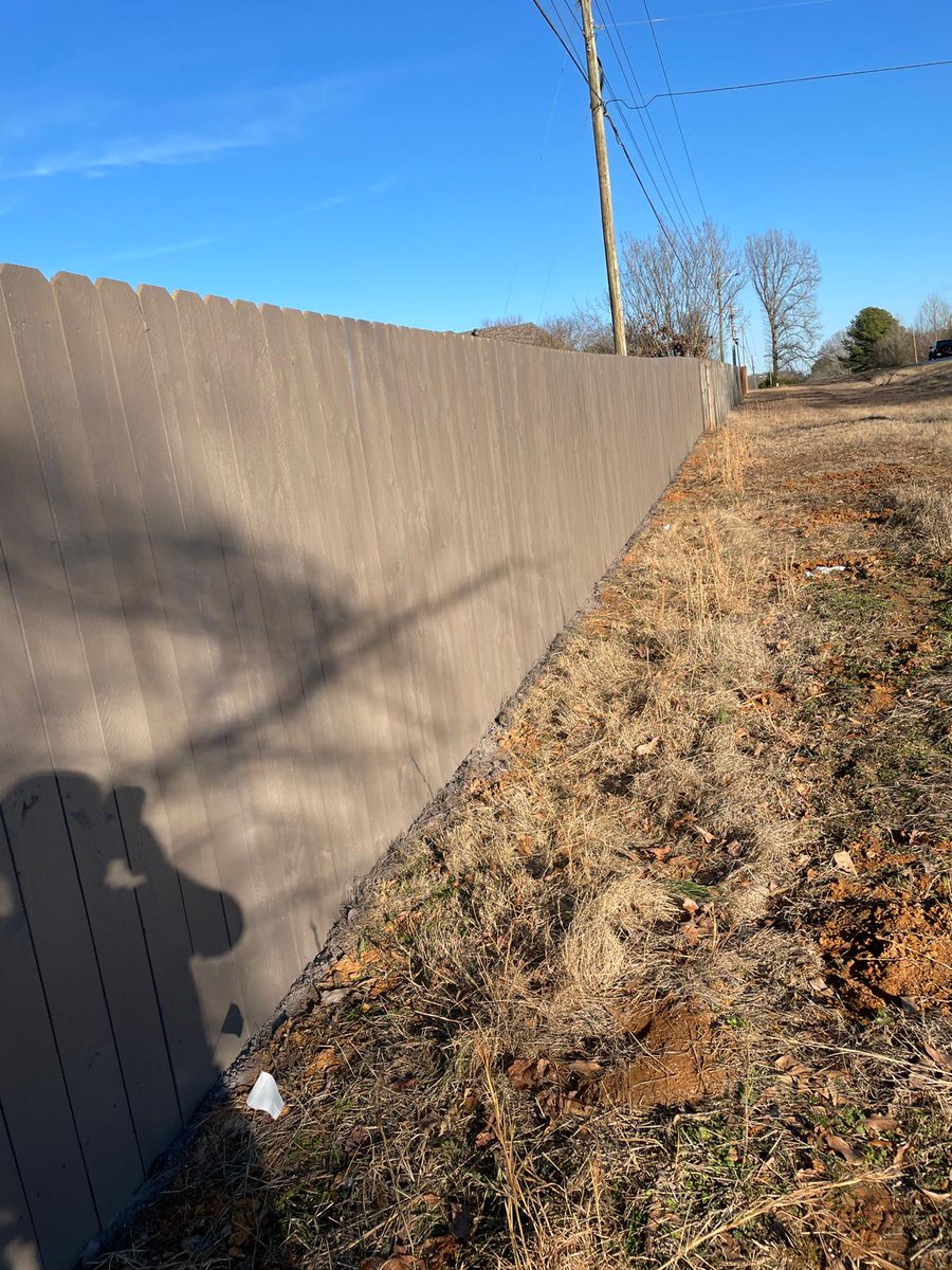 ARNContractors1's tweet image. Quality, service and commitment is what commits us to our customers contact us to get a good professional service
#fenceinstallation #Fence #fencedesign