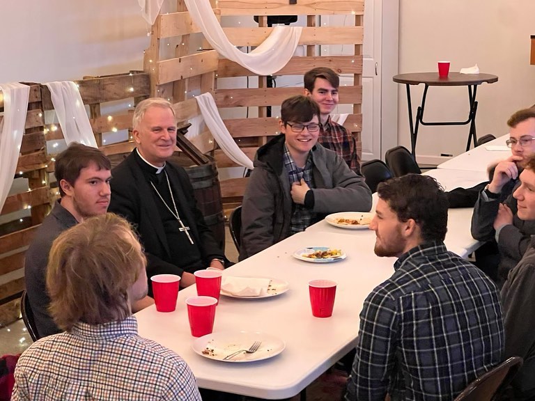 I enjoyed my visit on Sunday with the students at UCM Warrensburg for Mass, lunch, and conversation.  Thanks to Campus Minister, Kevin O’Reilly, and all the students for a great afternoon! #UCM #diocesekcsj #campusministry
