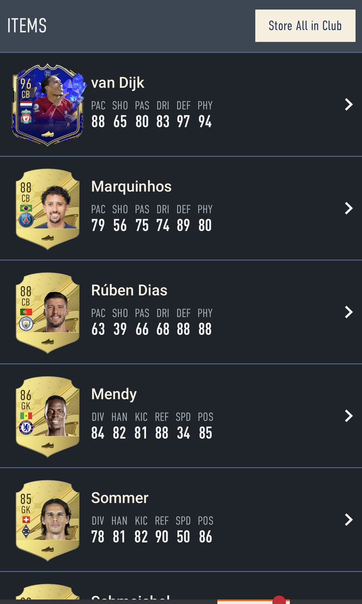 PeteyFitz's tweet photo. @MattHDGamer TOTY Defenders pack…🥹 never thought honestly…and the fodder wtf https://t.co/1uEphFwwVo