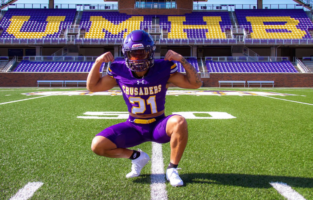 After many conversations and a lot of time to think and go over options, I have decided to continue my Athletic Career at <a href="/UMHB/">Mary Hardin-Baylor</a> ‼️All Glory to God🙌 
<a href="/CoachPadron/">Andy Padron</a> <a href="/CruFootball/">UMHB Football🏈</a> #GoCru @CoachHuschka