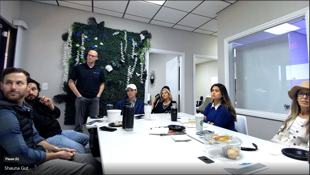 JPARelite's tweet image. Great training today on Becoming the Neighborhood Expert! @ericmgut with All Western Mortgage also gave us good information about current market conditions and what to expect moving forward. #jparelite #welearntogether #wecare #wementor #weempower