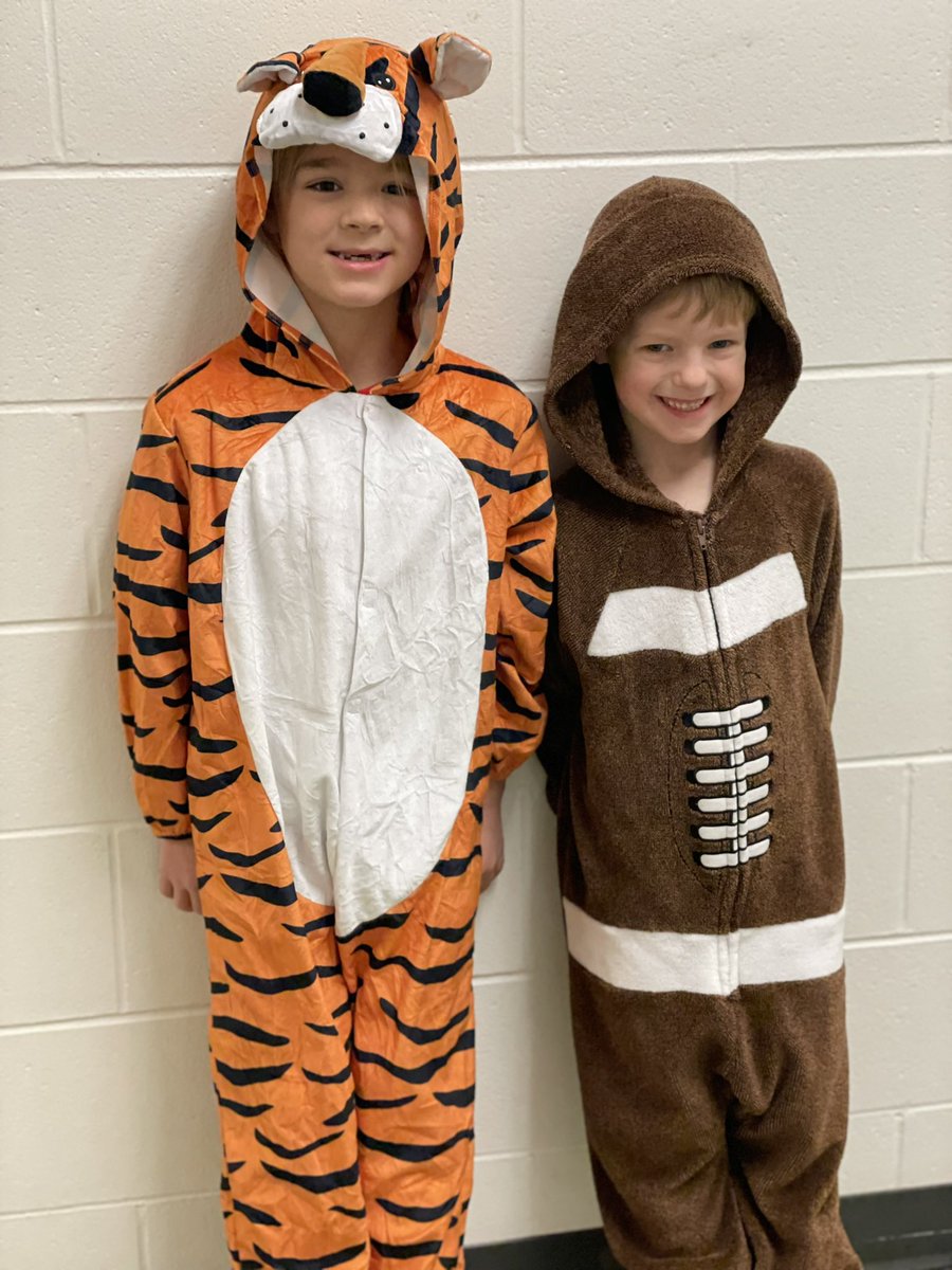 “Don’t sleep on the <a href="/Bengals/">Cincinnati Bengals</a>  PJ Day”! <a href="/bes_elementary/">B.E.S. Elementary</a> #WhoDey #RULEYOURSCHOOL #BengalsSpiritWeek #TheBEStplacetogrow