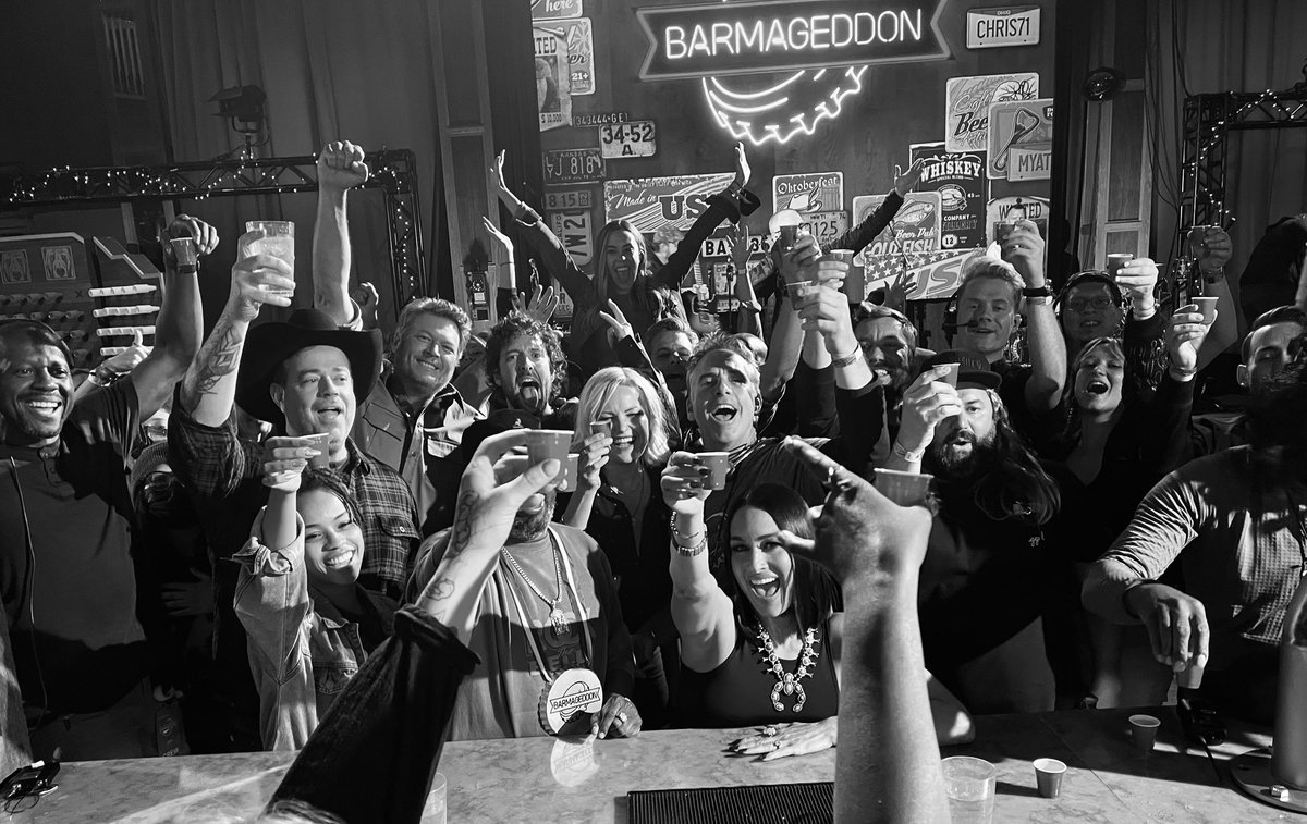 And that's a wrap for season 1 <a href="/BarmageddonUSA/">Barmageddon</a>!!!! Can't believe this crazy idea of mine and Carson's came to life. Hope y'all had as much fun watching it as we did making it!!! #Barmageddon