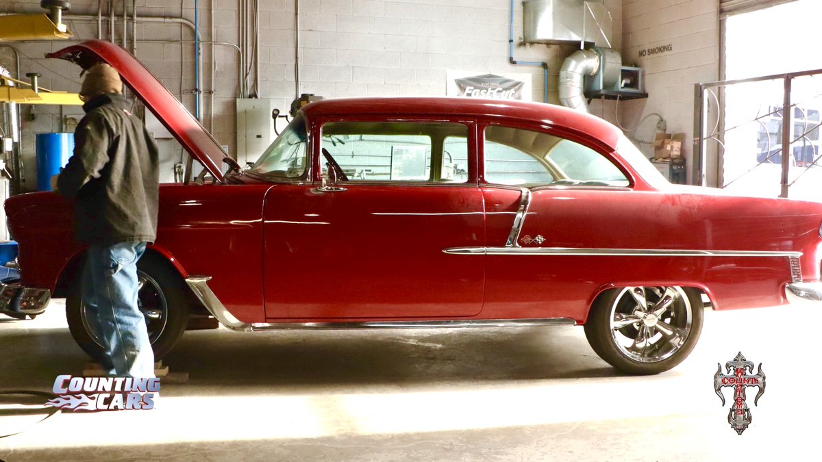 CountsKustoms's tweet photo. Nothing like wrenching on a ‘55 Chevy! Irish Mike in our fab department and Lonny in paint have been working to bring this car back to its glory, making sure it’s straight, shined up, and good to go! #history #lasvegas #countskustoms #countingcars #irishmike #chevy #lonnyspeer https://t.co/R7BUodx3xX