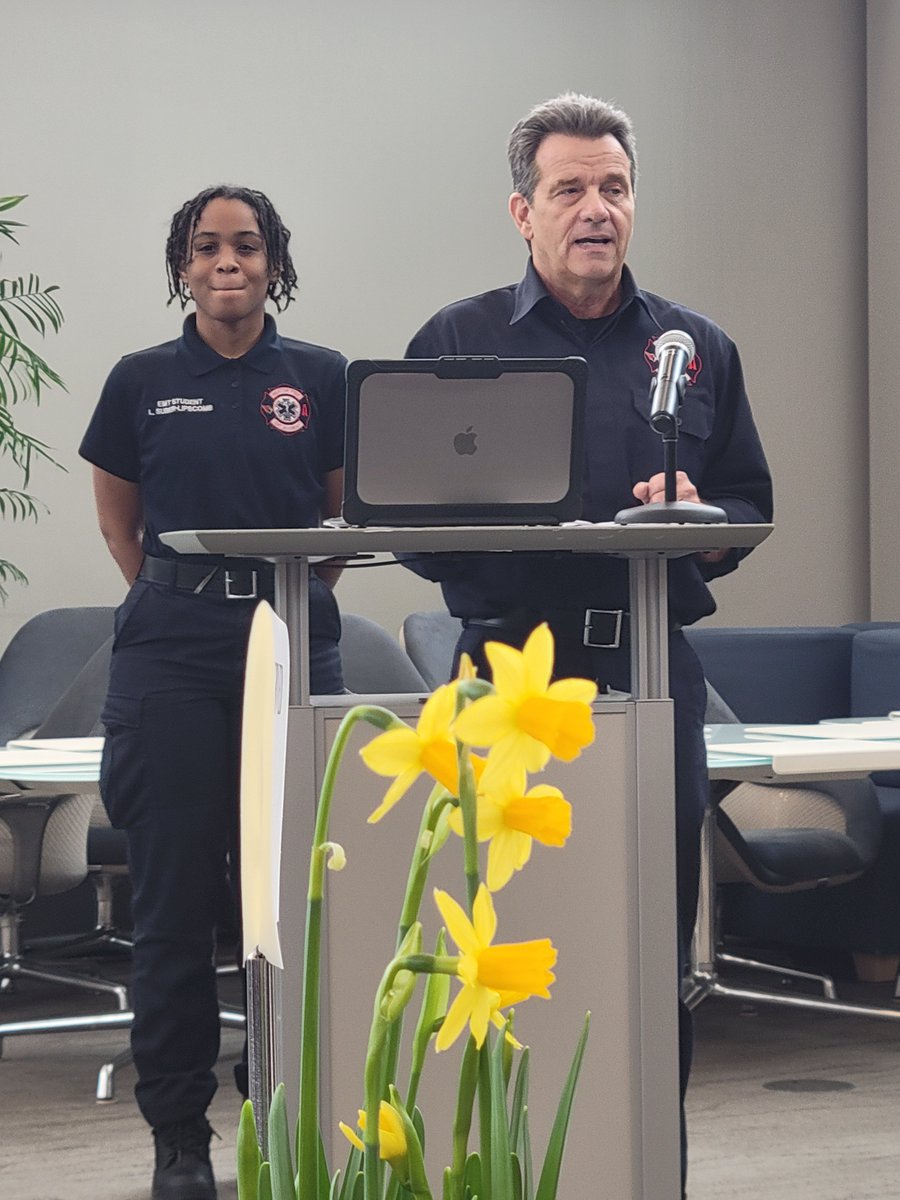 Today's State of the Schools presentation featured an impressive demonstration by the <a href="/LakeShoreCP/">Lake Shore Compact</a>  Career Tech EMT Academy students. Well done! <a href="/mentorschools/">Mentor Schools</a> <a href="/MentorHigh/">Mentor High School</a> <a href="/DrGlavanMHS/">Joe Glavan</a>