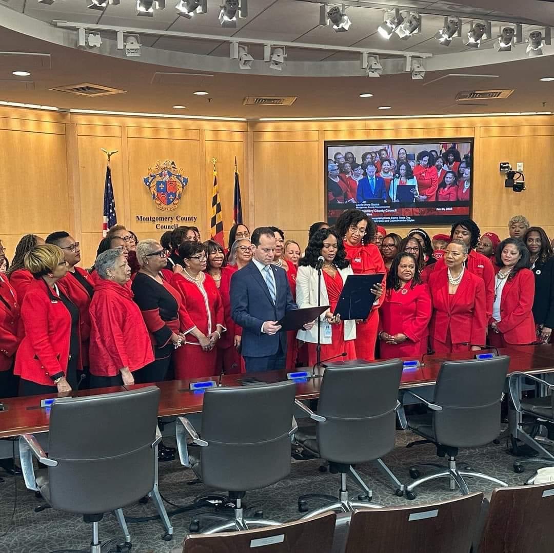 DSTPVAC's tweet image. Members of the @MCACDST and PVAC received a proclamation from the Montgomery County MD Council (MCC) recognizing Delta Sigma Theta Day in the county. 
Check it out here:
January 24, 2023 - Council Session (am): youtu.be/Lg9G3ryTXCk 
#pvacmddeltas #outofmanyonepvac  #DST110