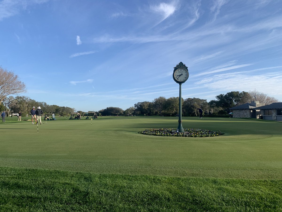 bri_1610's tweet photo. One of the most iconic golf clubs in the world. #bayhill @ArnoldPalmer wow https://t.co/pdNq9wOAfp